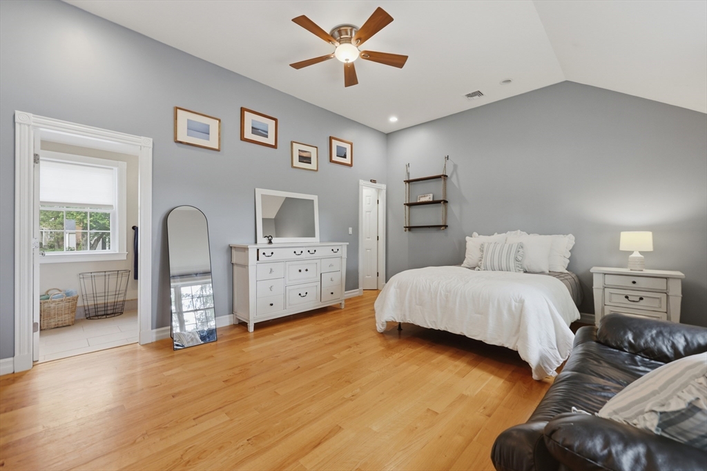 5 Laclede Avenue