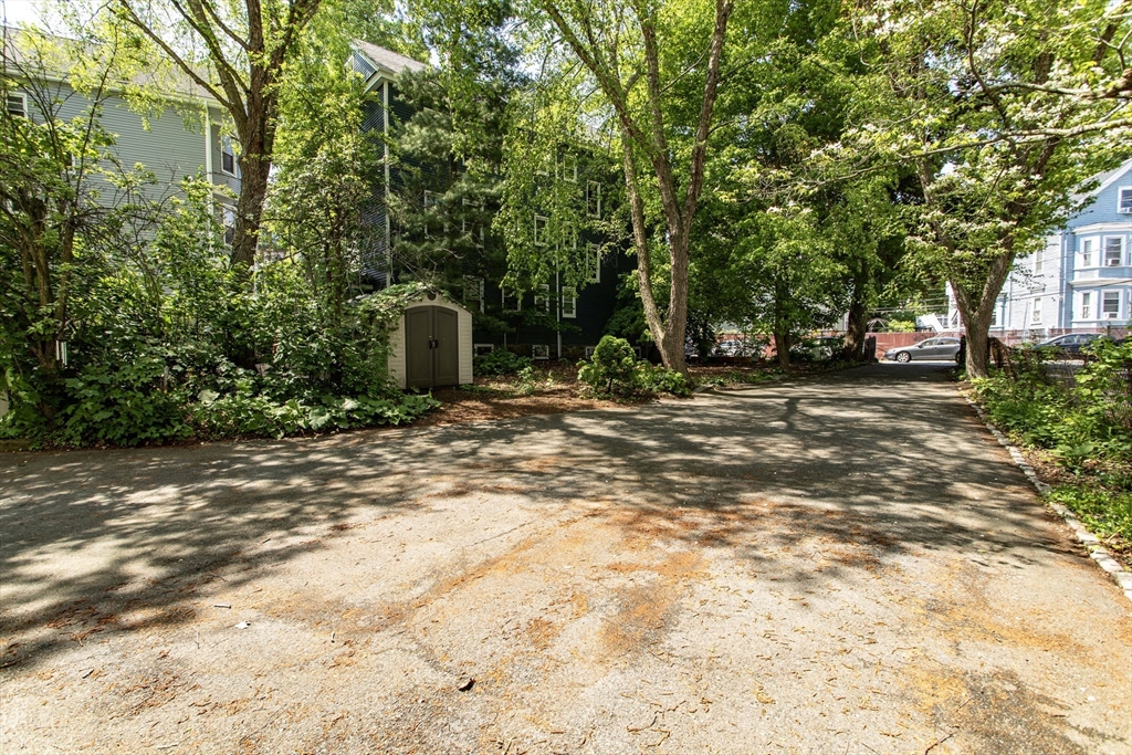 51 Creighton Street # 3