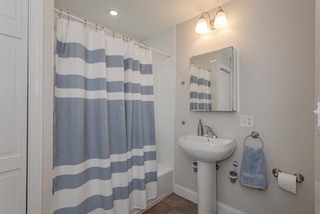 51 Creighton Street # 3