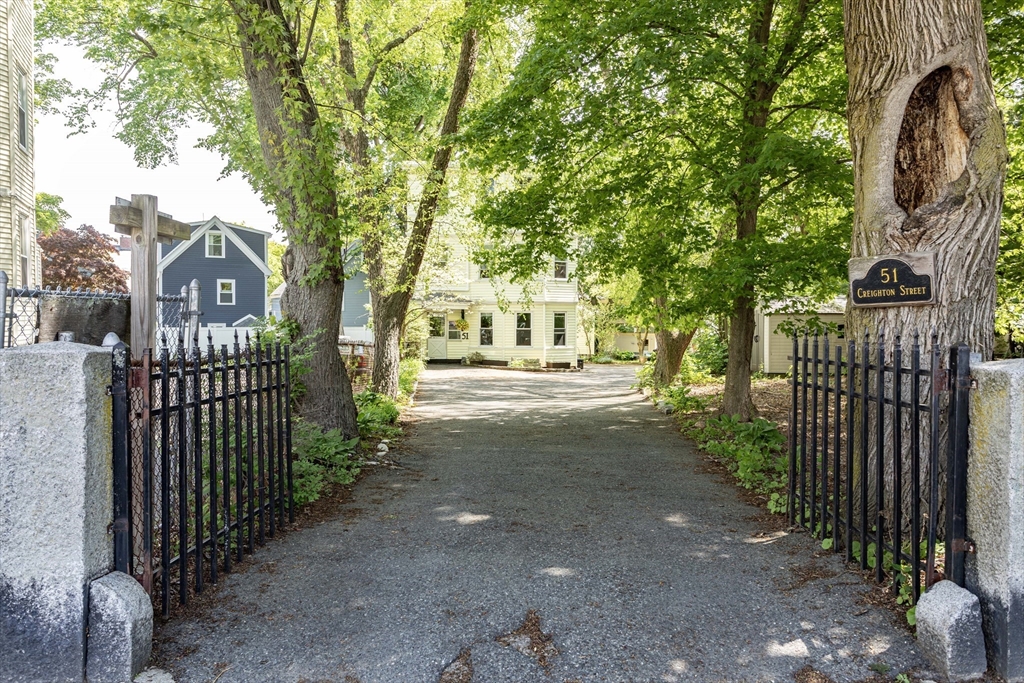 51 Creighton Street # 3