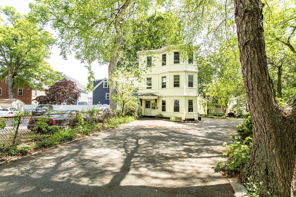 51 Creighton Street # 3