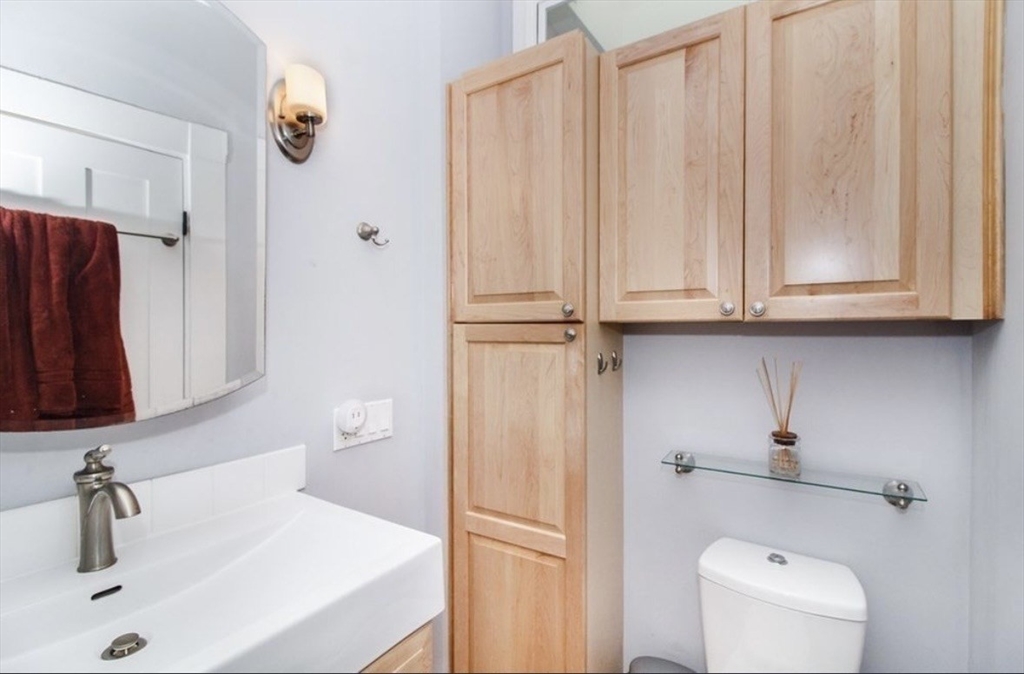 53 Prince St # 3