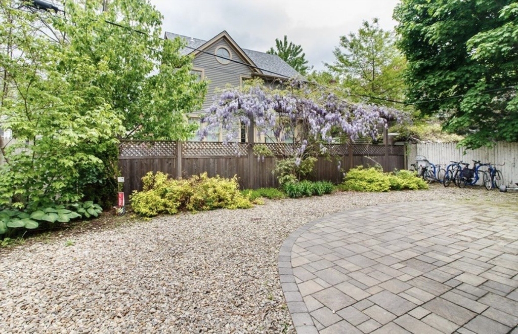 53 Prince St # 3