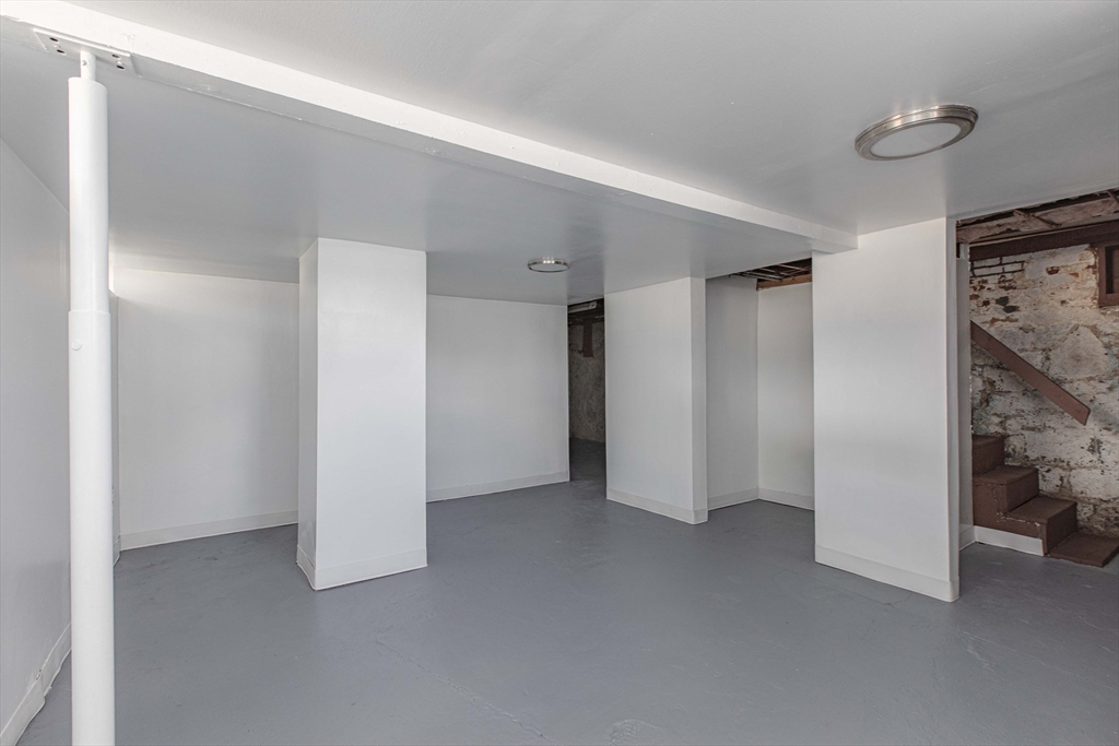 39 Lawley Street