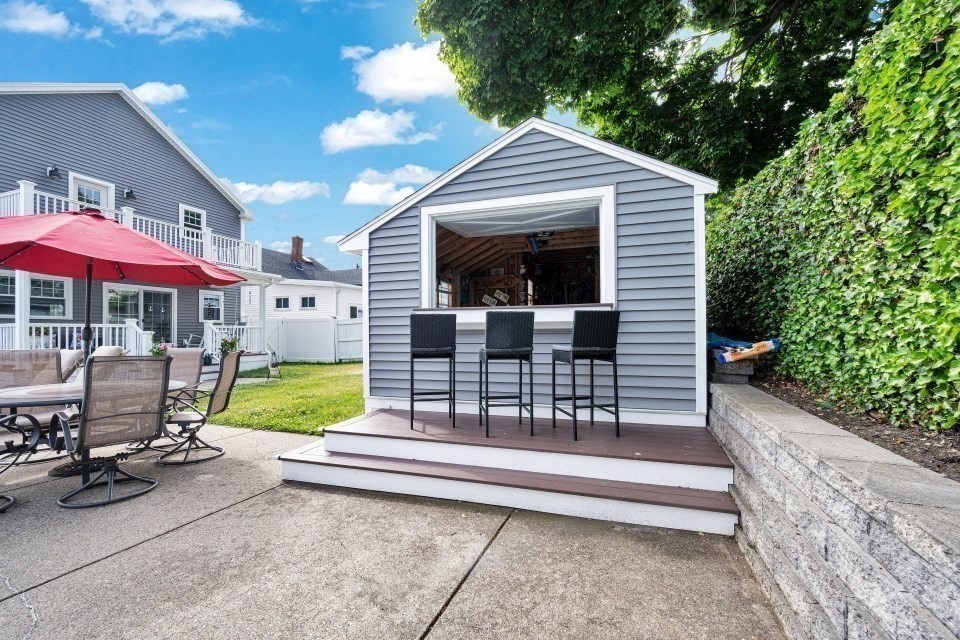 59 Parkhurst St