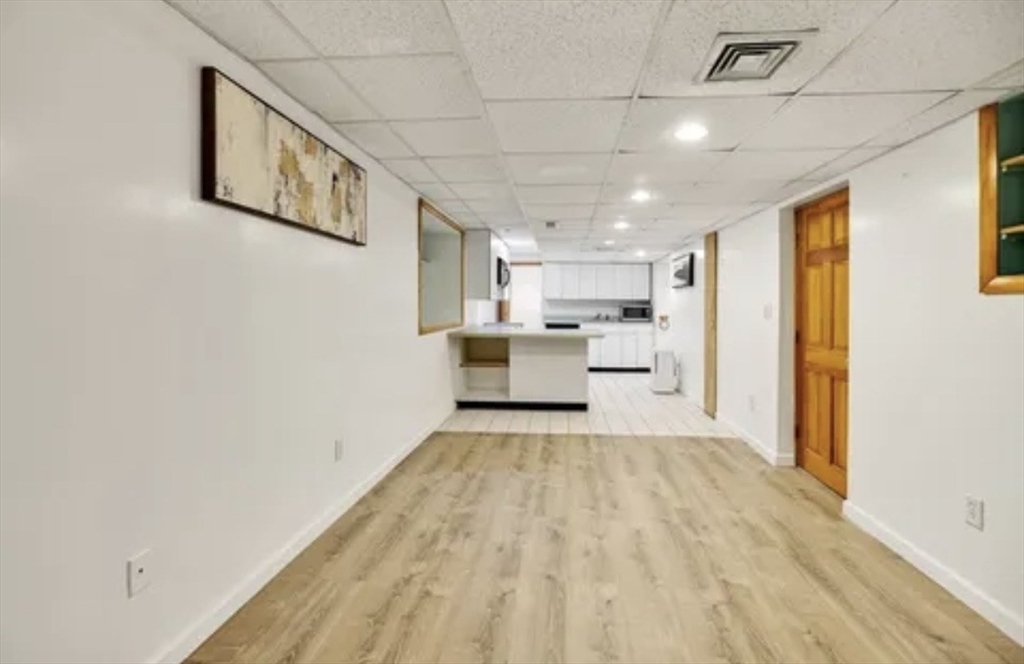 19-21 Mount Vernon St # b