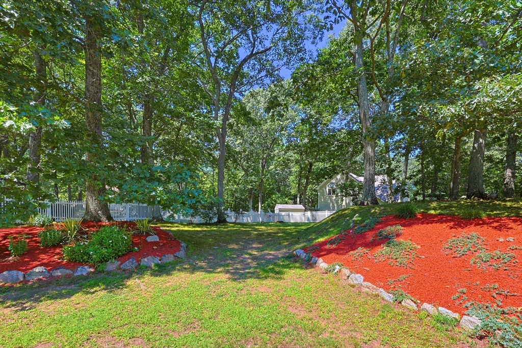 30 Rossi Ln