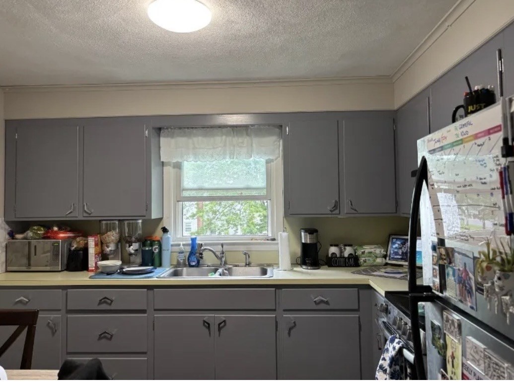 152 Roosevelt Ave # 2