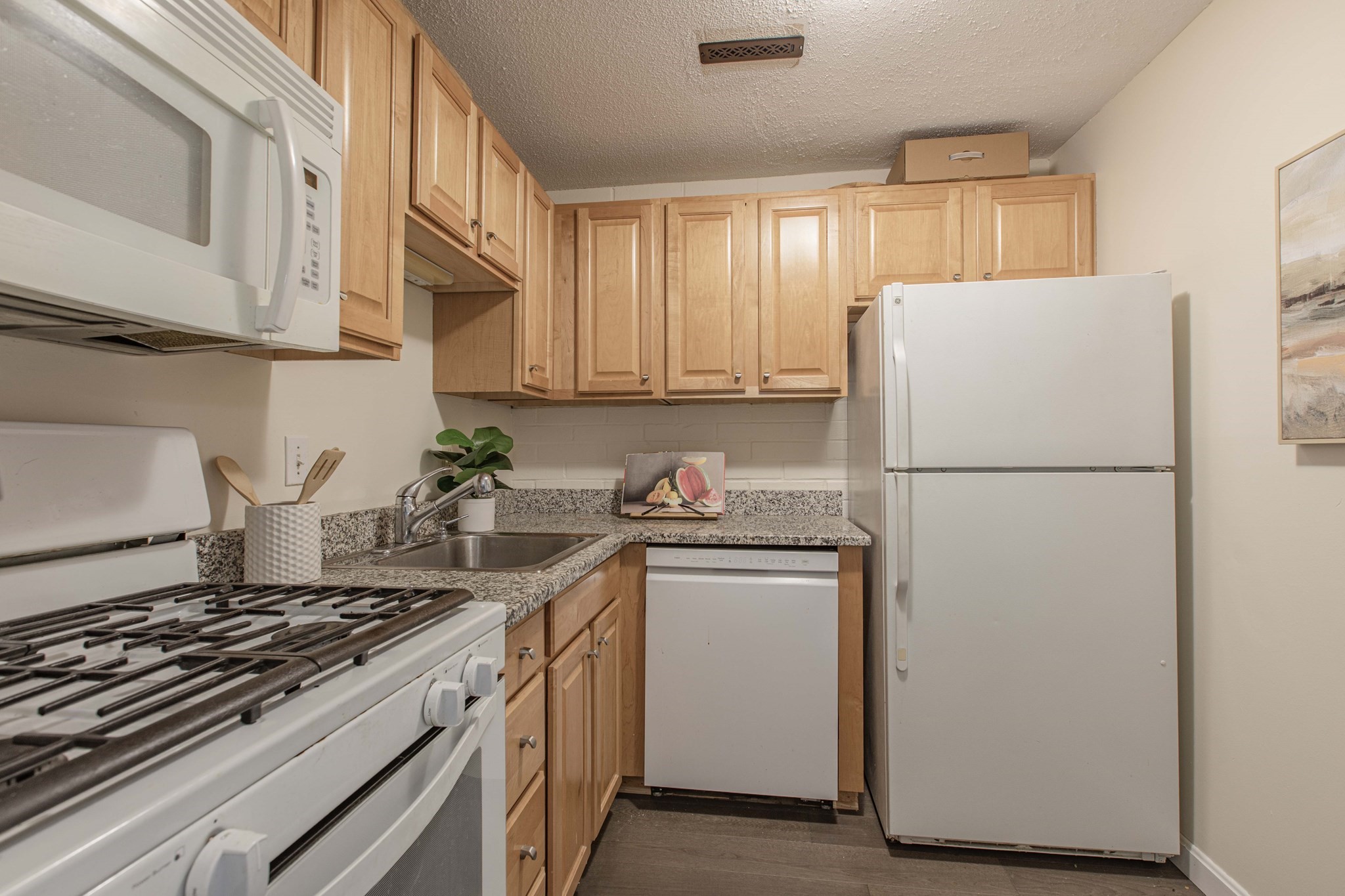 1856 Beacon Street Unit: PHD