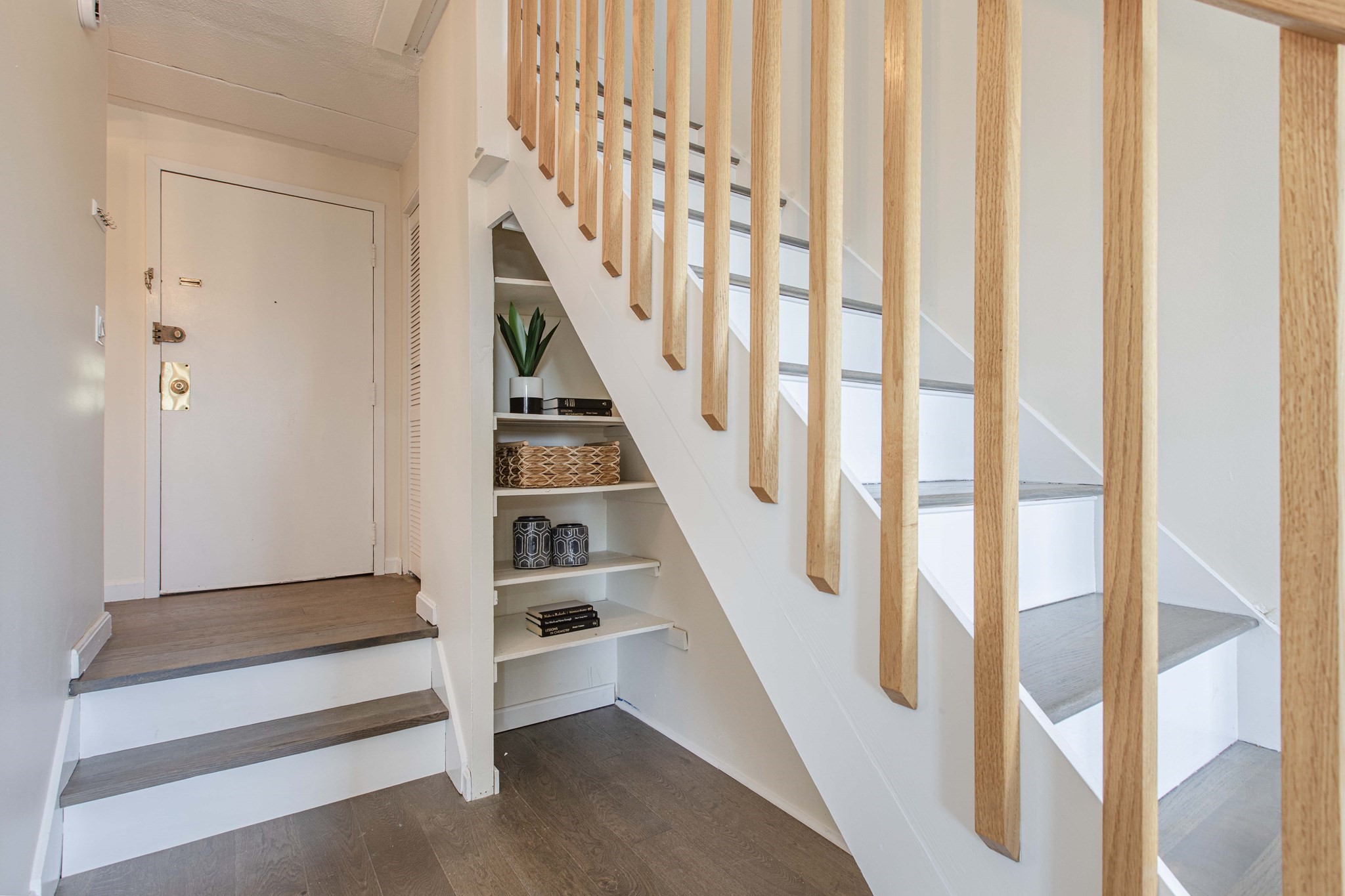 1856 Beacon Street Unit: PHD