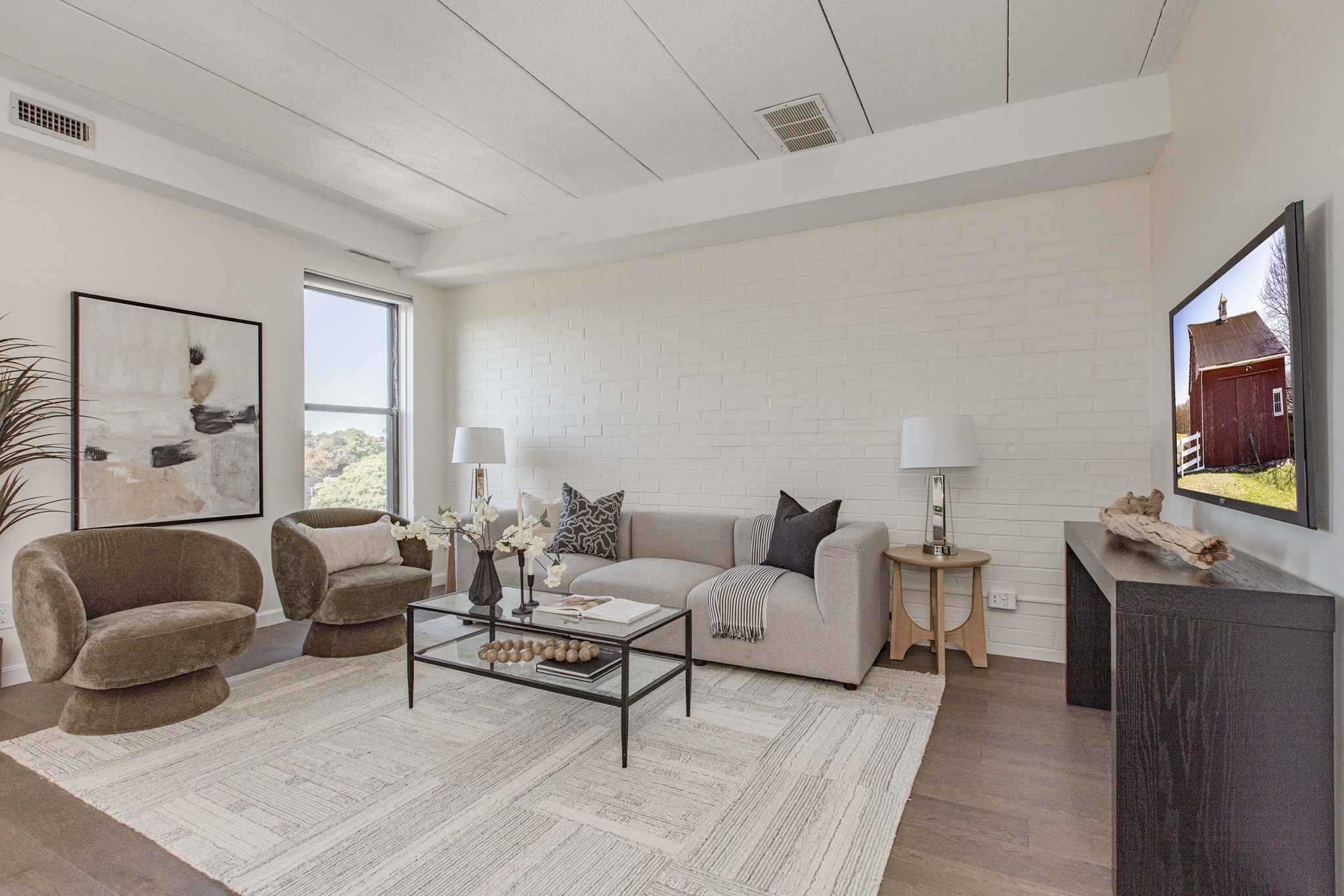 1856 Beacon Street Unit: PHD