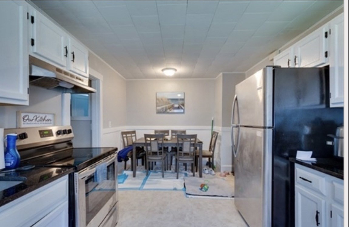 1085 Main St # 1