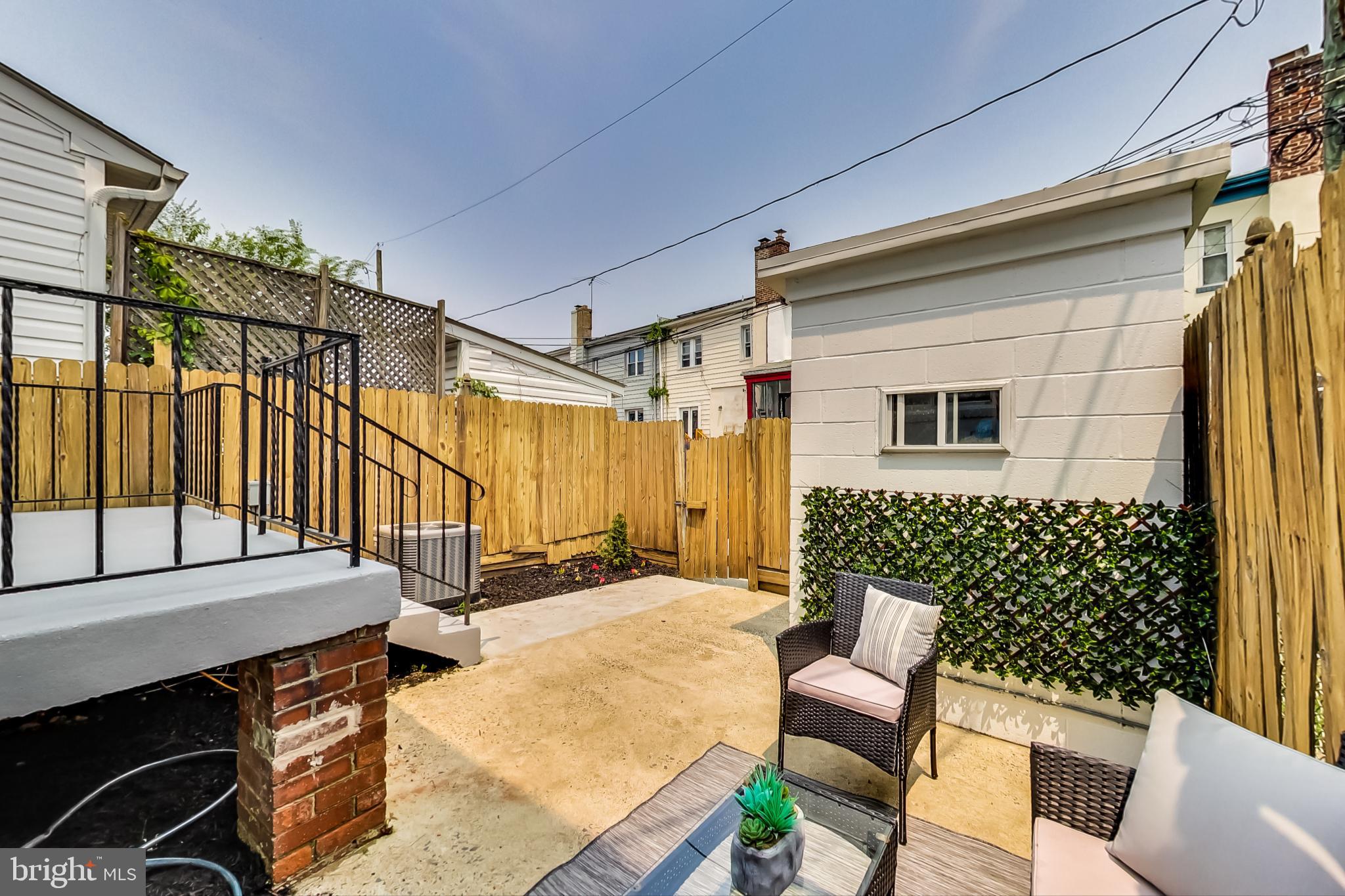 3460 DIX STREET NE