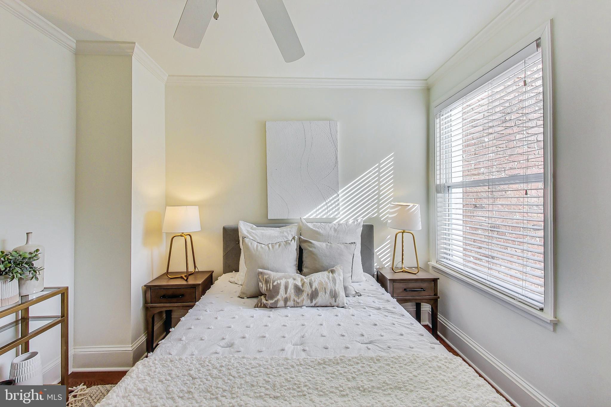 24 16th St SE