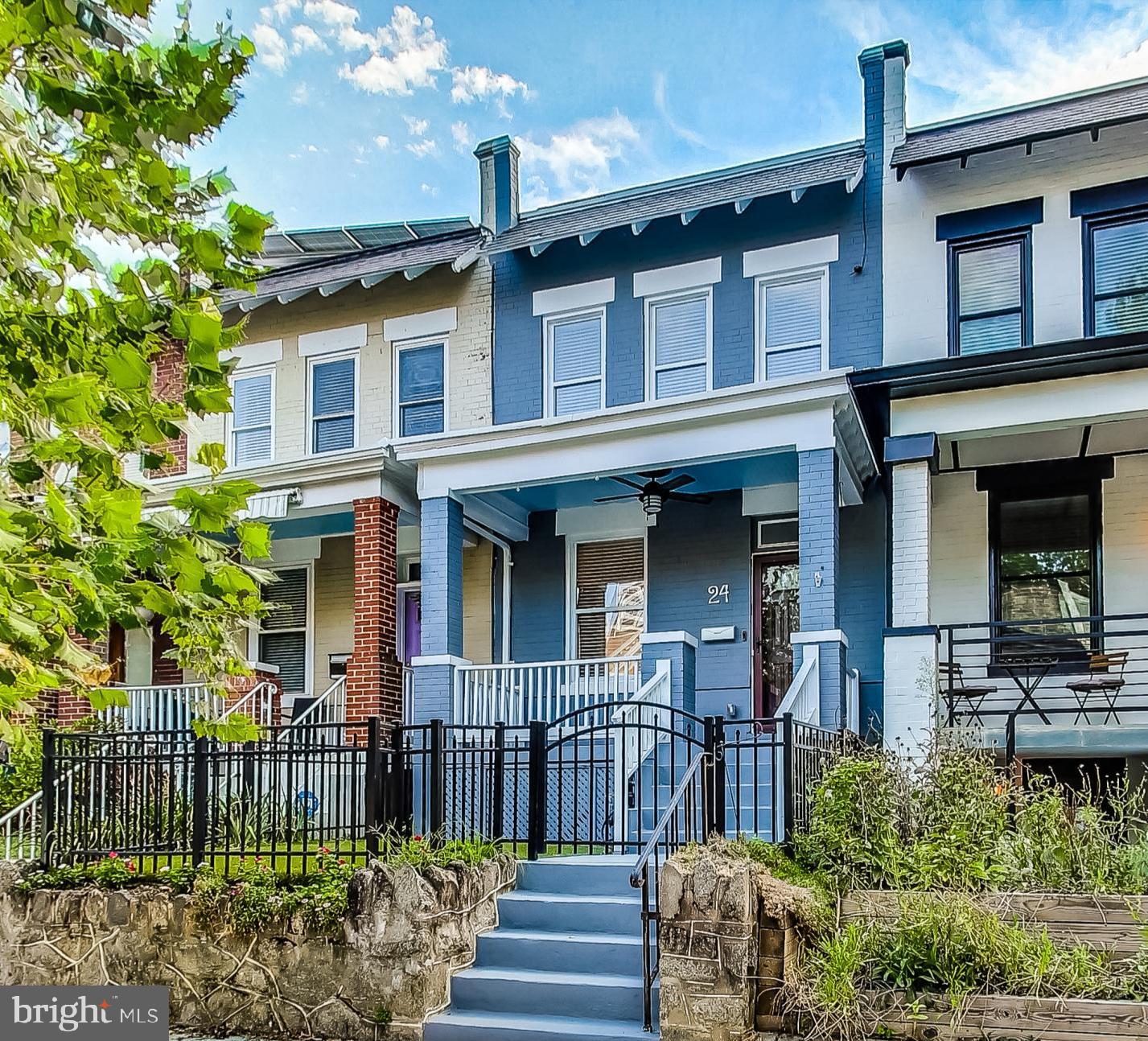 24 16th St SE