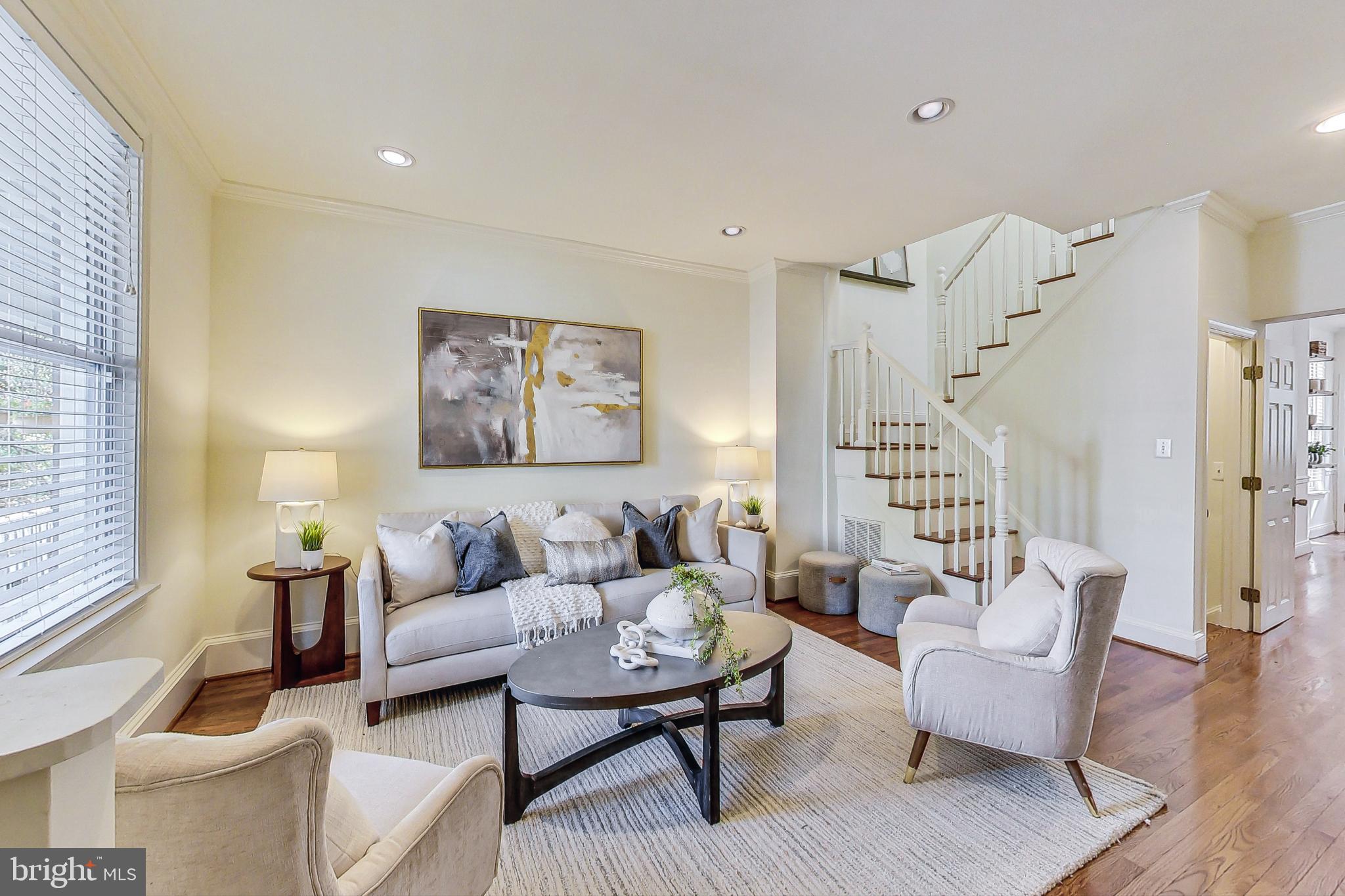 24 16th St SE