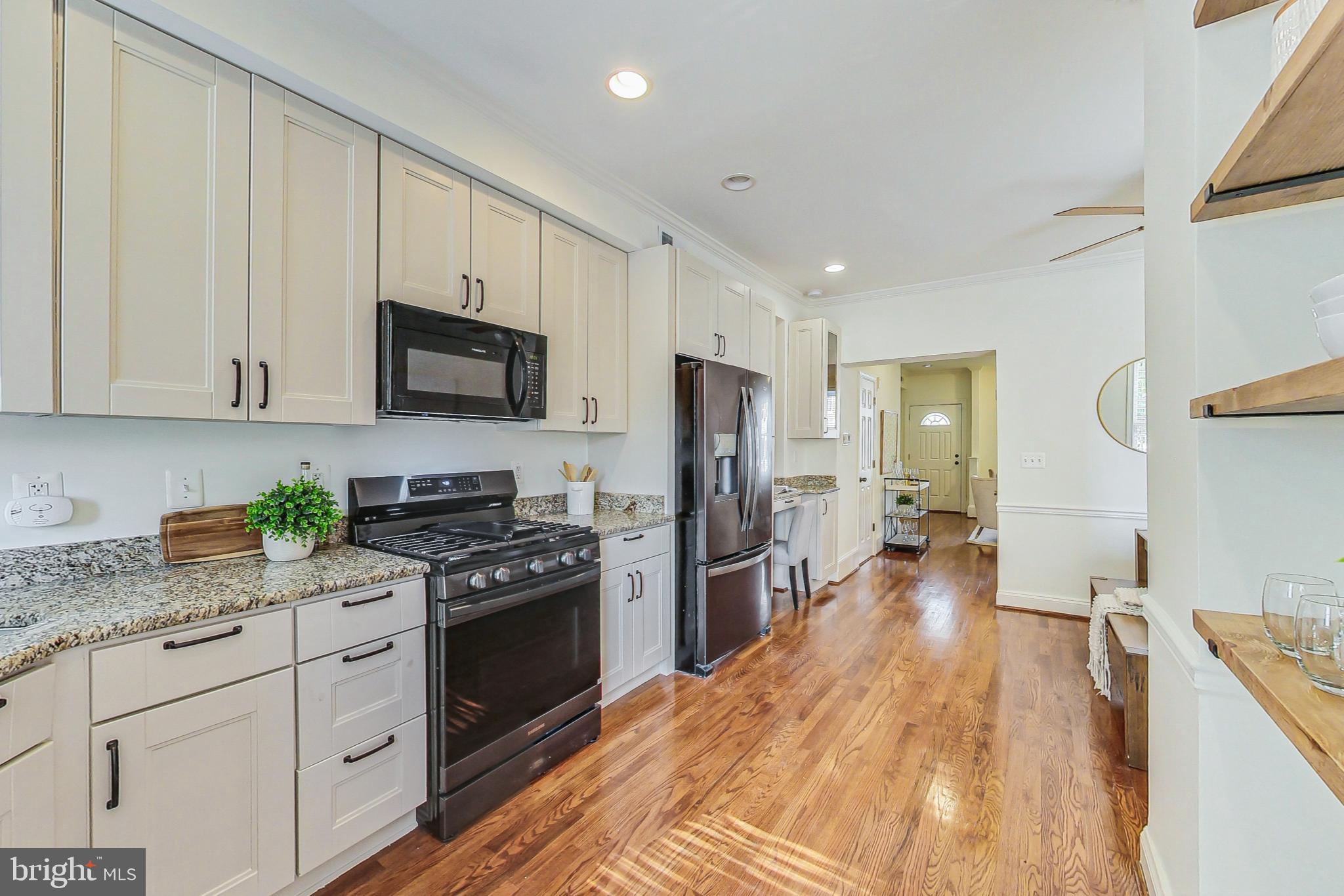 24 16th St SE