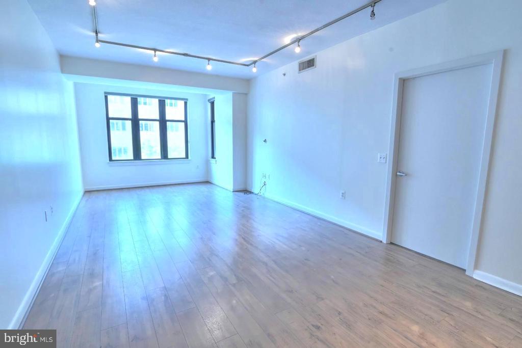 400 MASSACHUSETTS AVENUE NW 423
