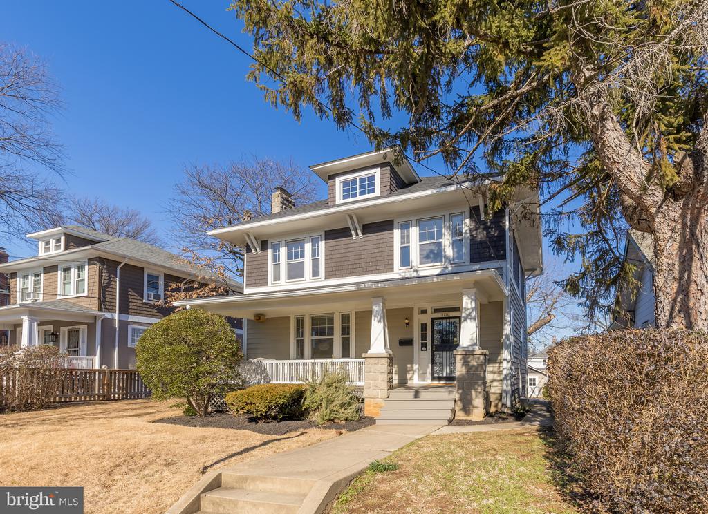 2226 Newton St NE