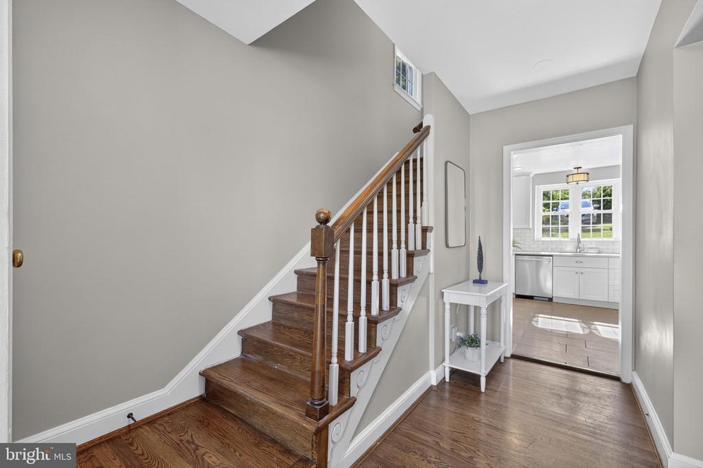 2507 34TH STREET SE
