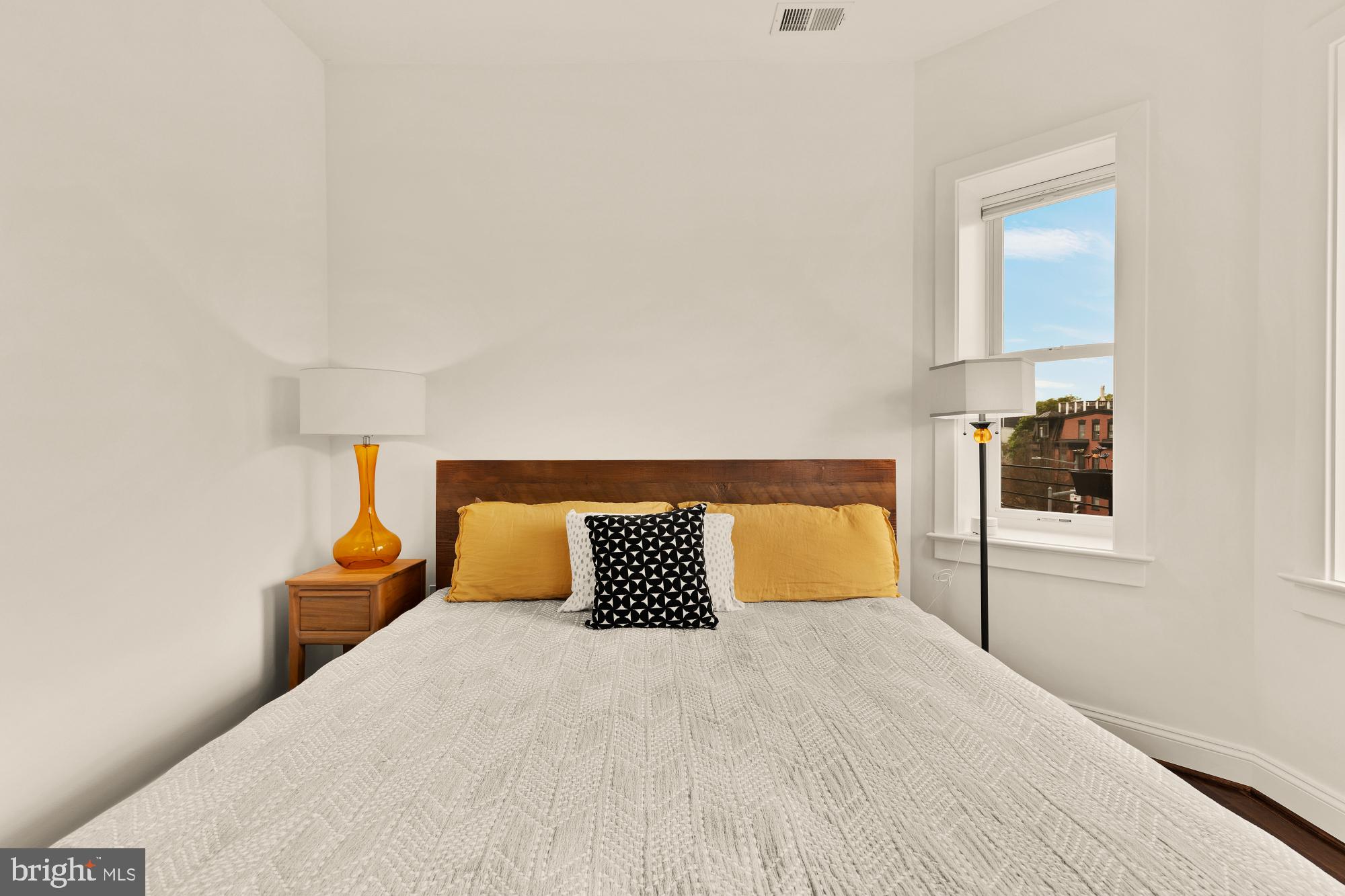 1249 KENYON STREET NW 4