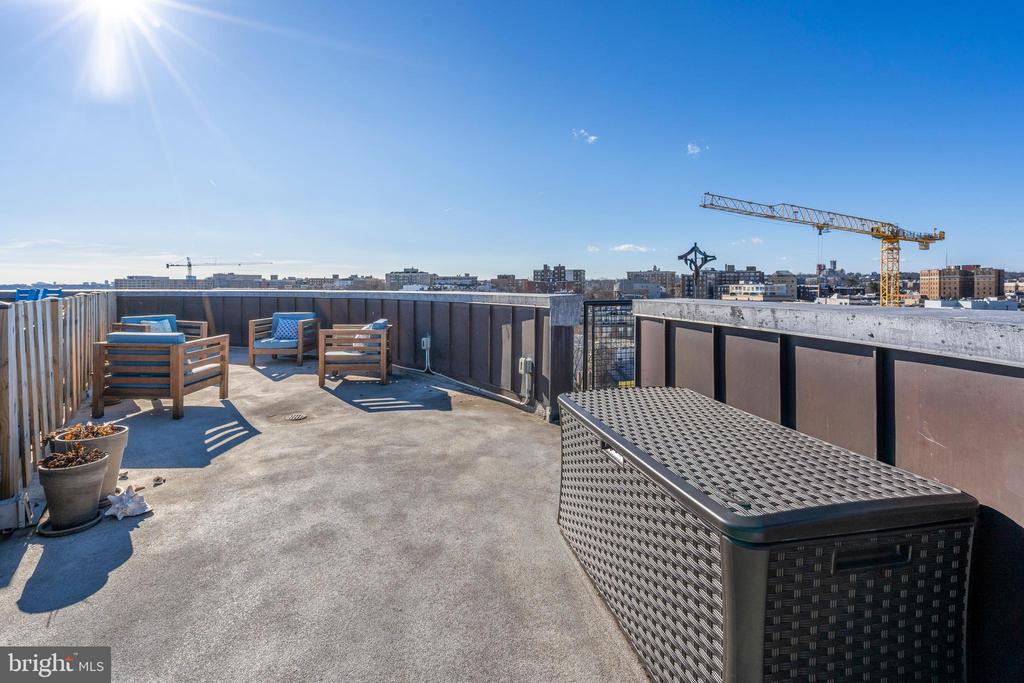 1700 KALORAMA ROAD NW PH502