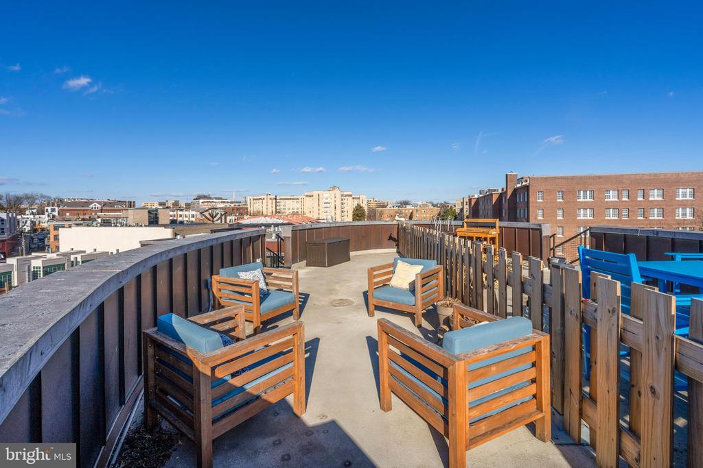 1700 KALORAMA ROAD NW PH502