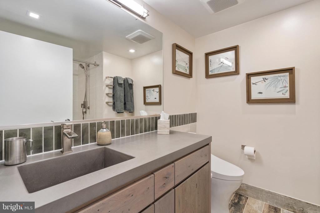 1700 KALORAMA ROAD NW PH502