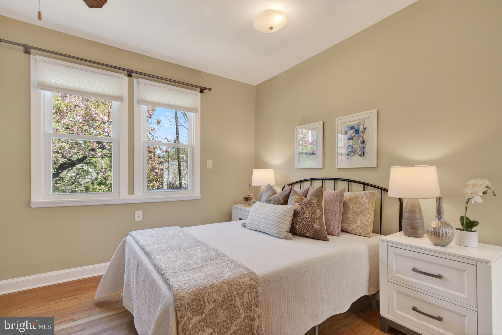 110 6TH STREET SE