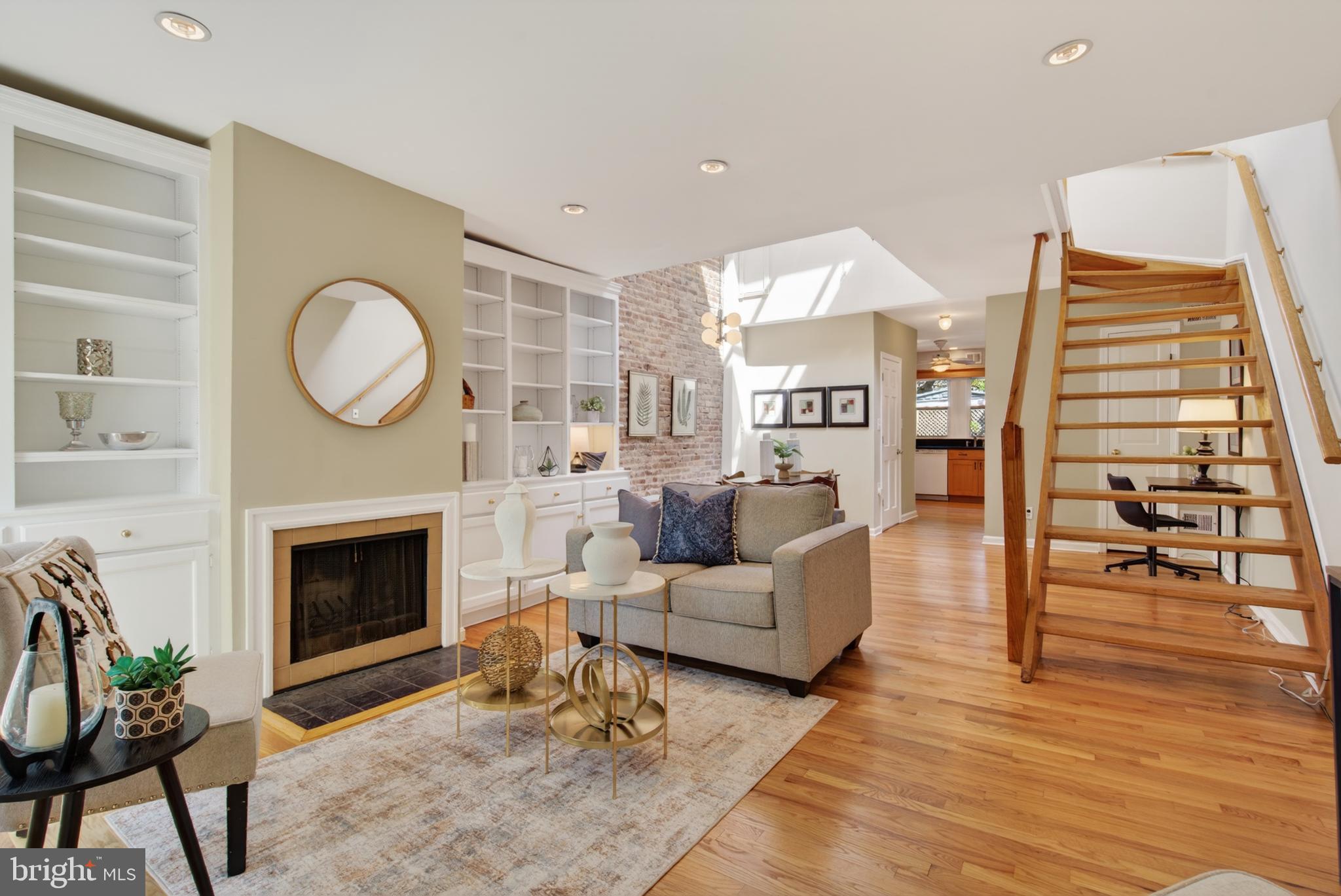 110 6TH STREET SE