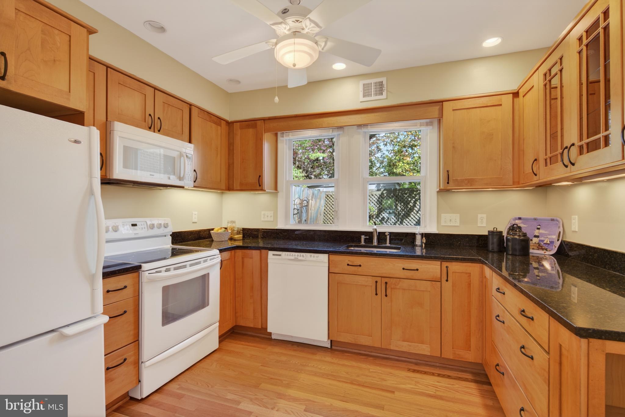 110 6TH STREET SE
