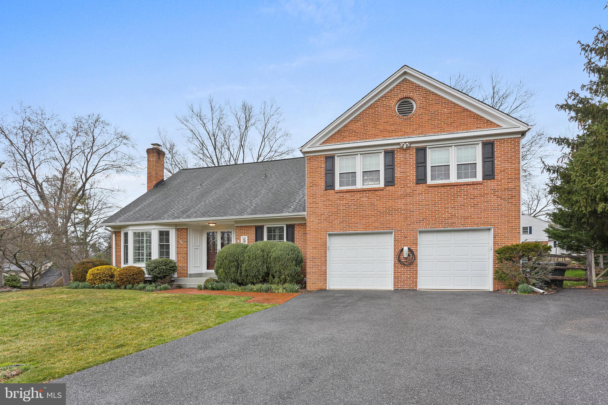 5 Over Ridge Ct