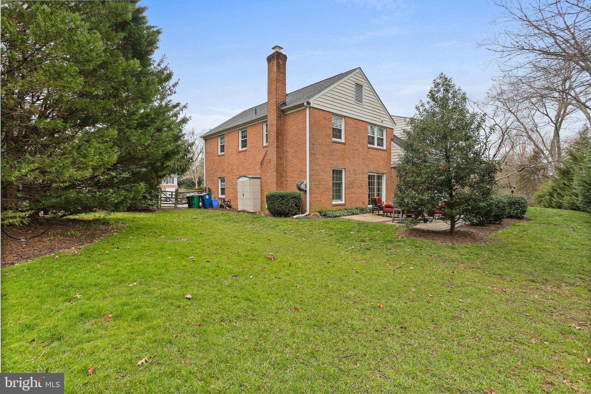 5 Over Ridge Ct