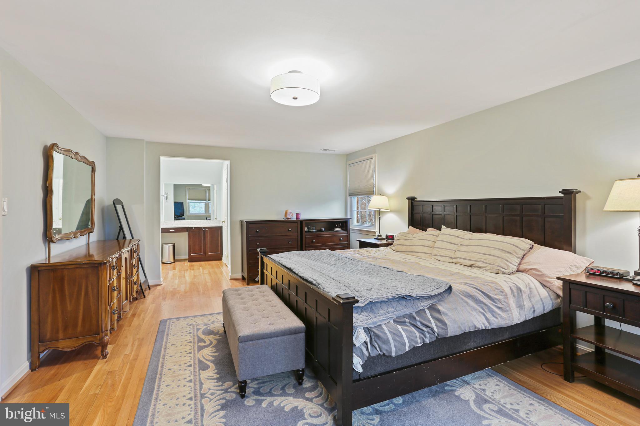 5 Over Ridge Ct