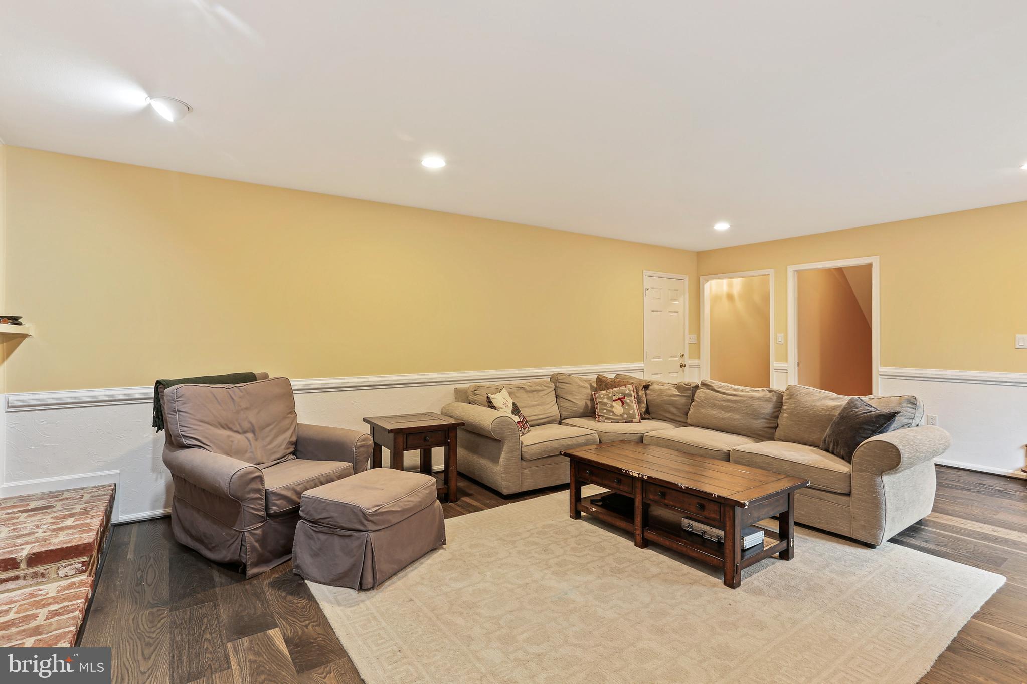 5 Over Ridge Ct