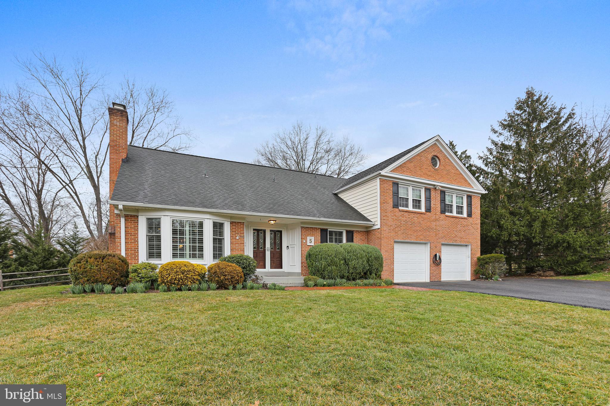 5 Over Ridge Ct