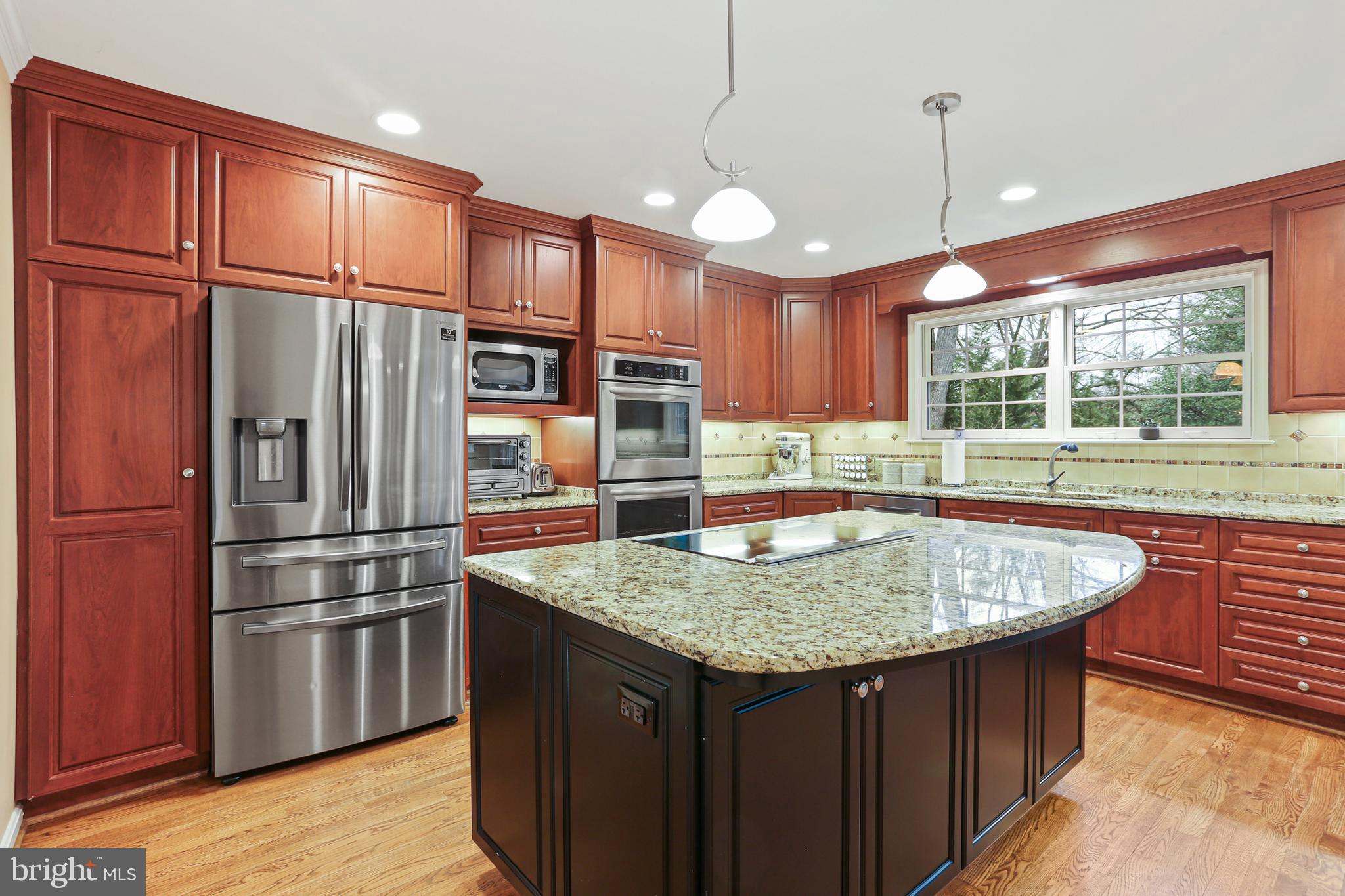5 Over Ridge Ct