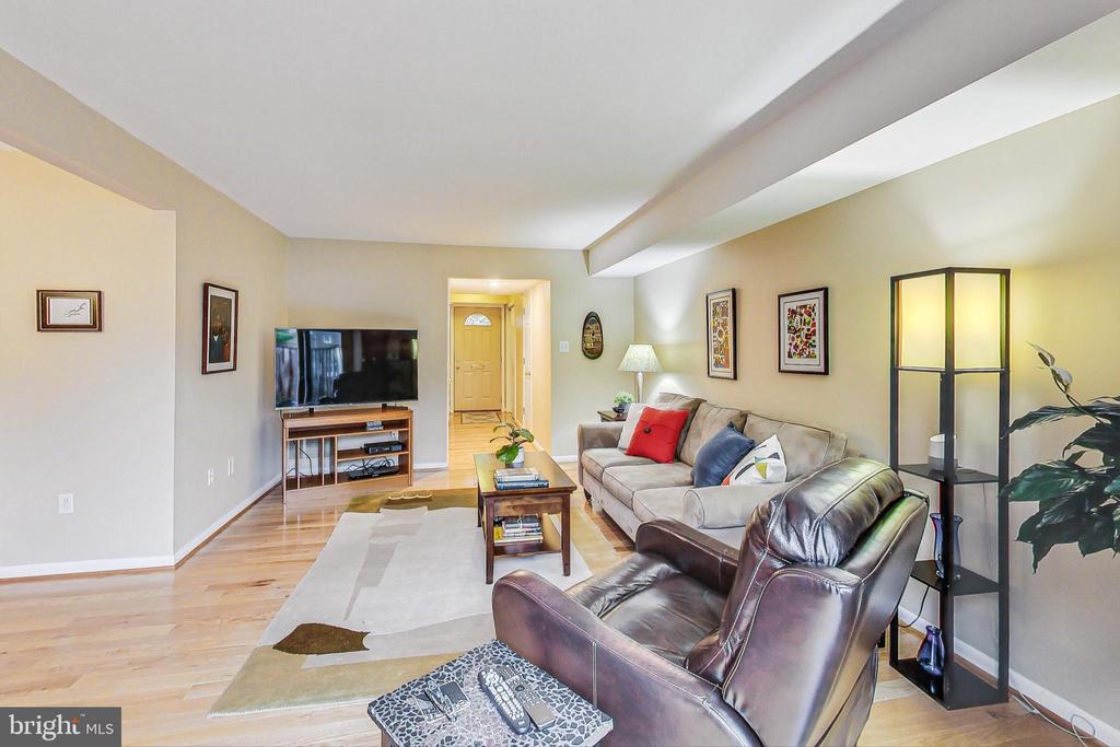 10725 Bucknell Dr #12