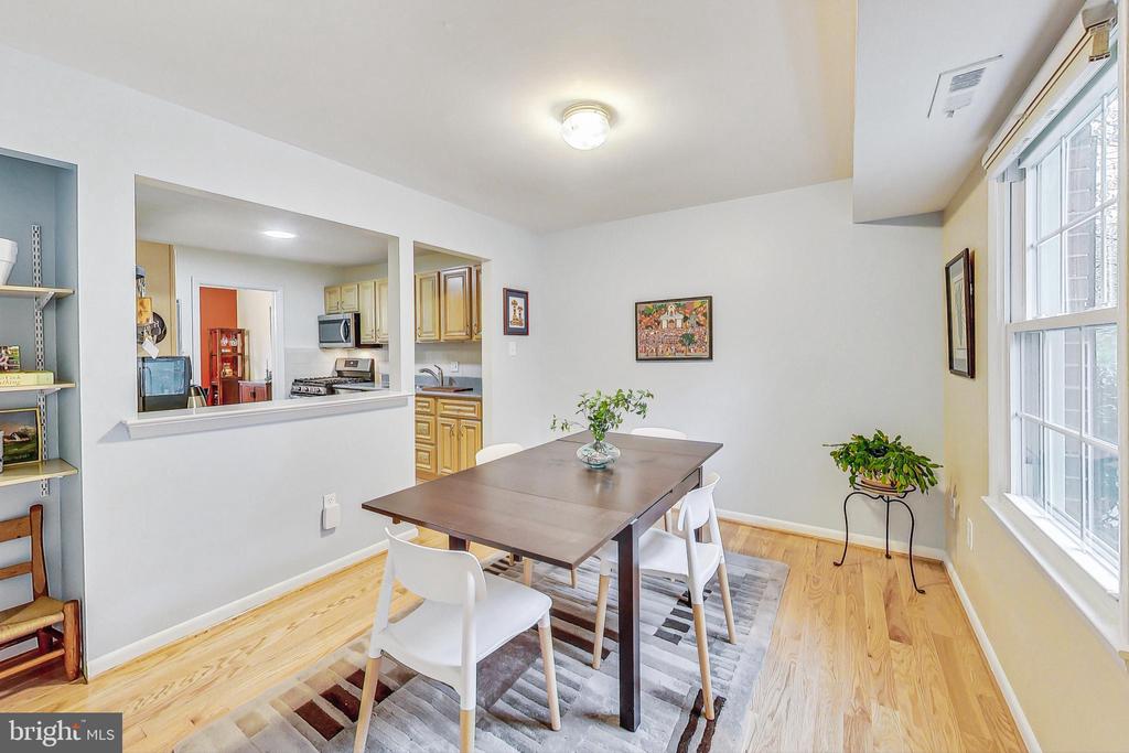 10725 Bucknell Dr #12