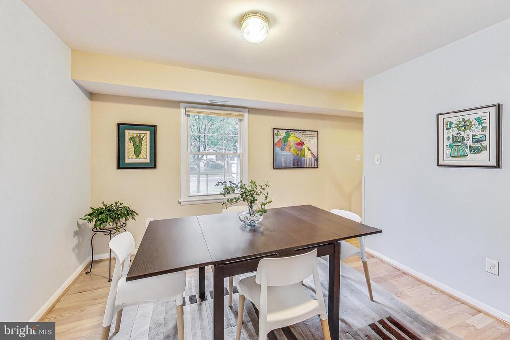 10725 Bucknell Dr #12