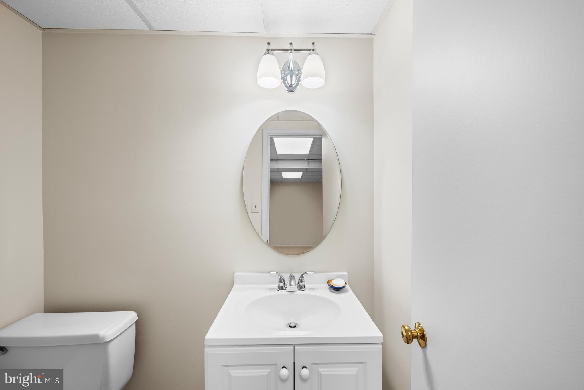 11805 HITCHING POST LANE