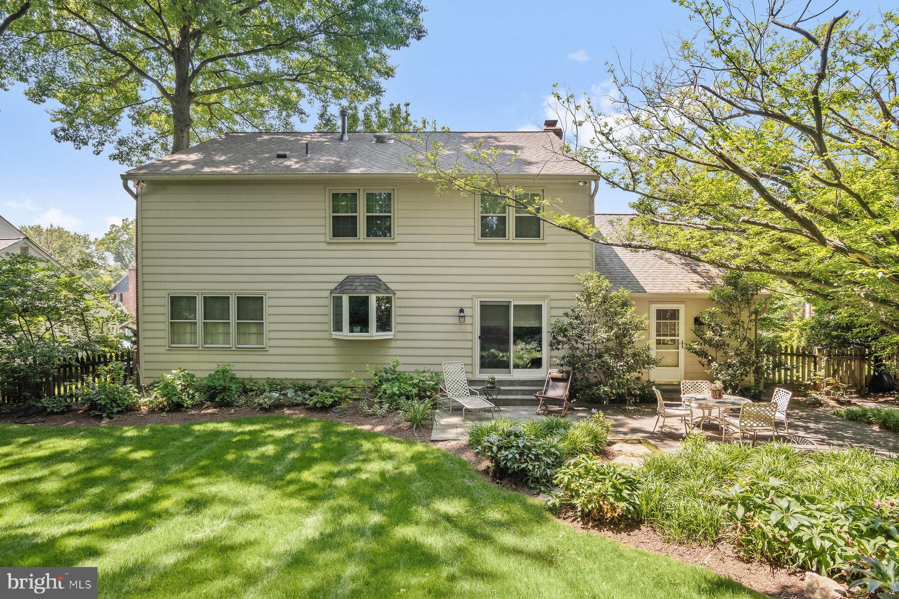 11805 HITCHING POST LANE