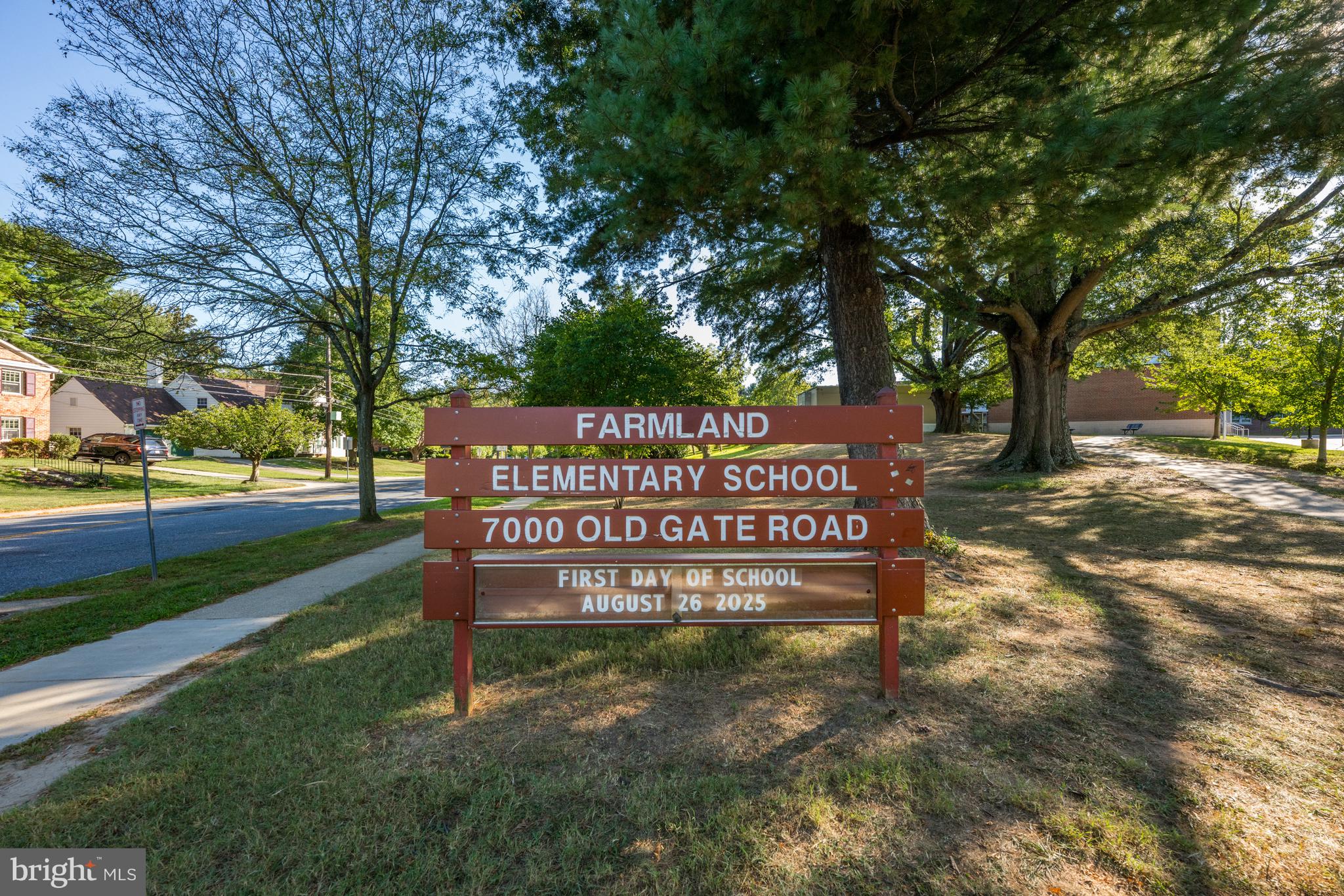 11805 HITCHING POST LANE