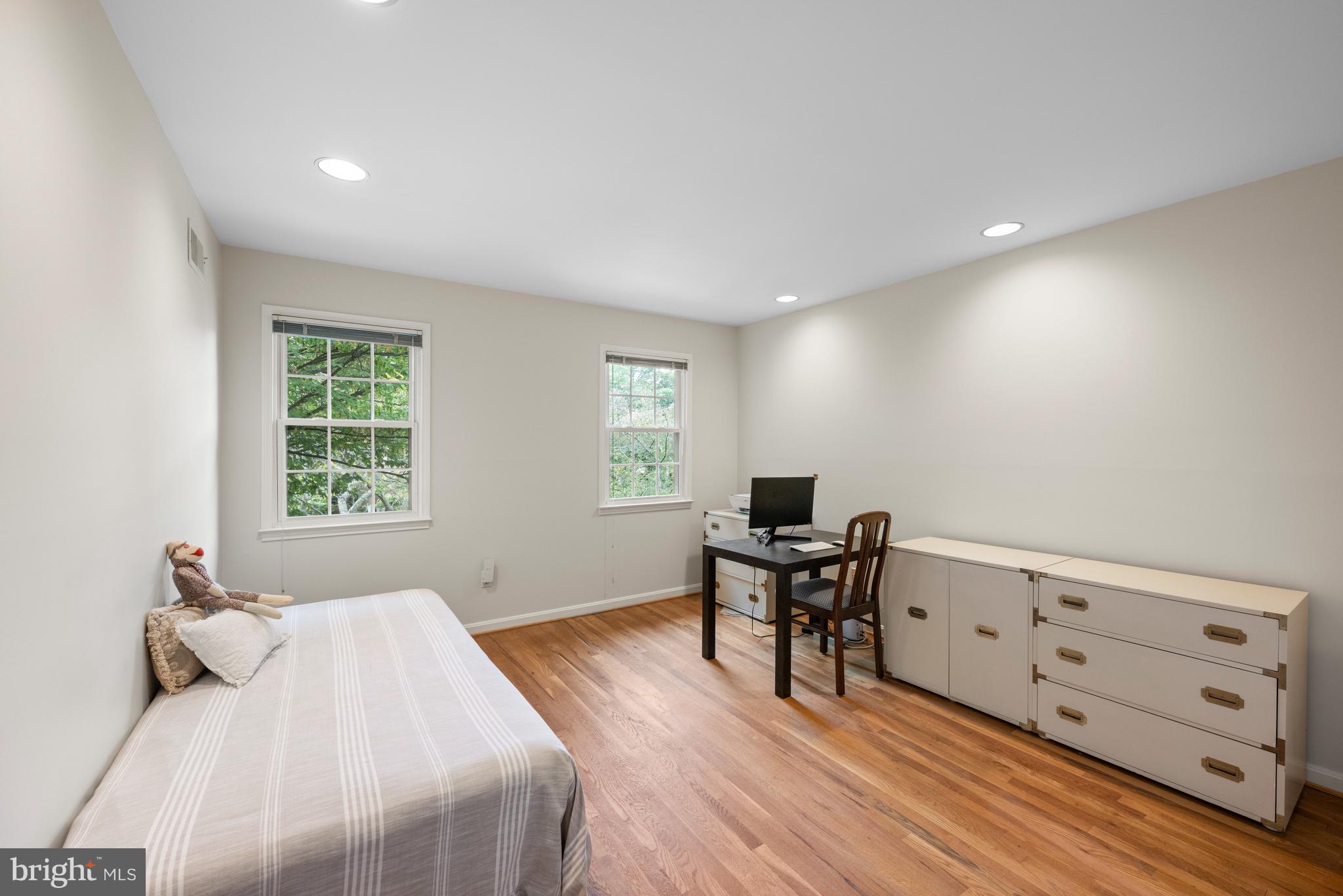 11805 HITCHING POST LANE