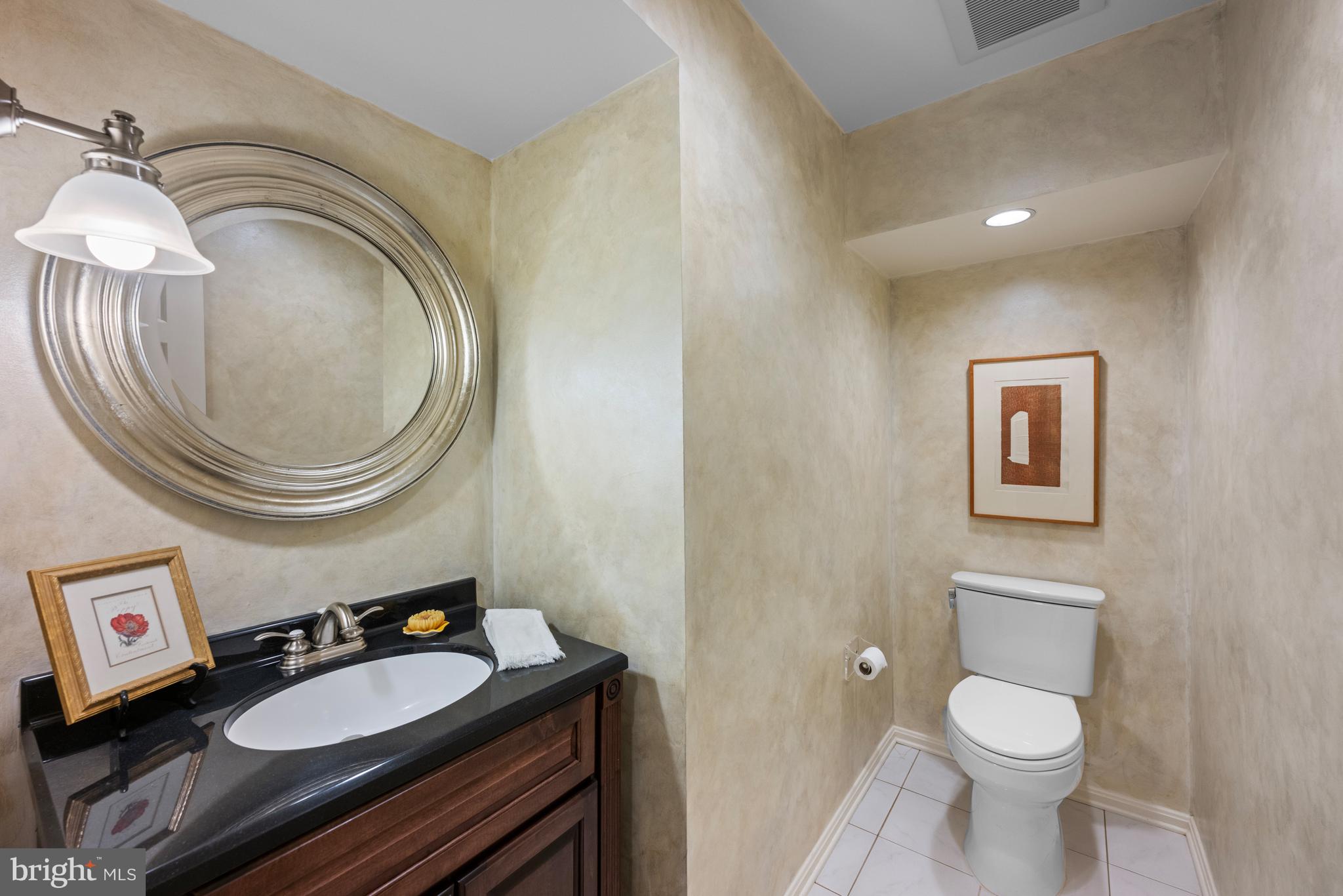 11805 HITCHING POST LANE