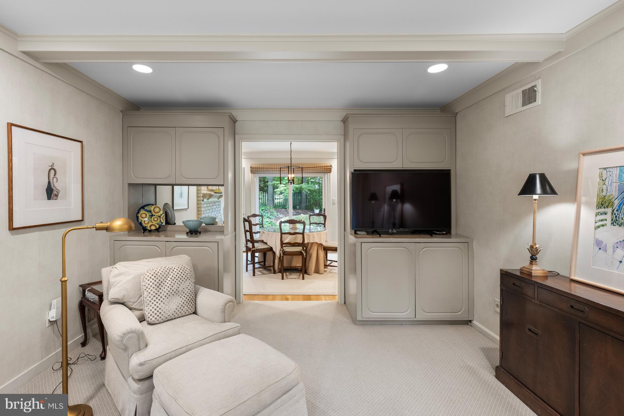 11805 HITCHING POST LANE