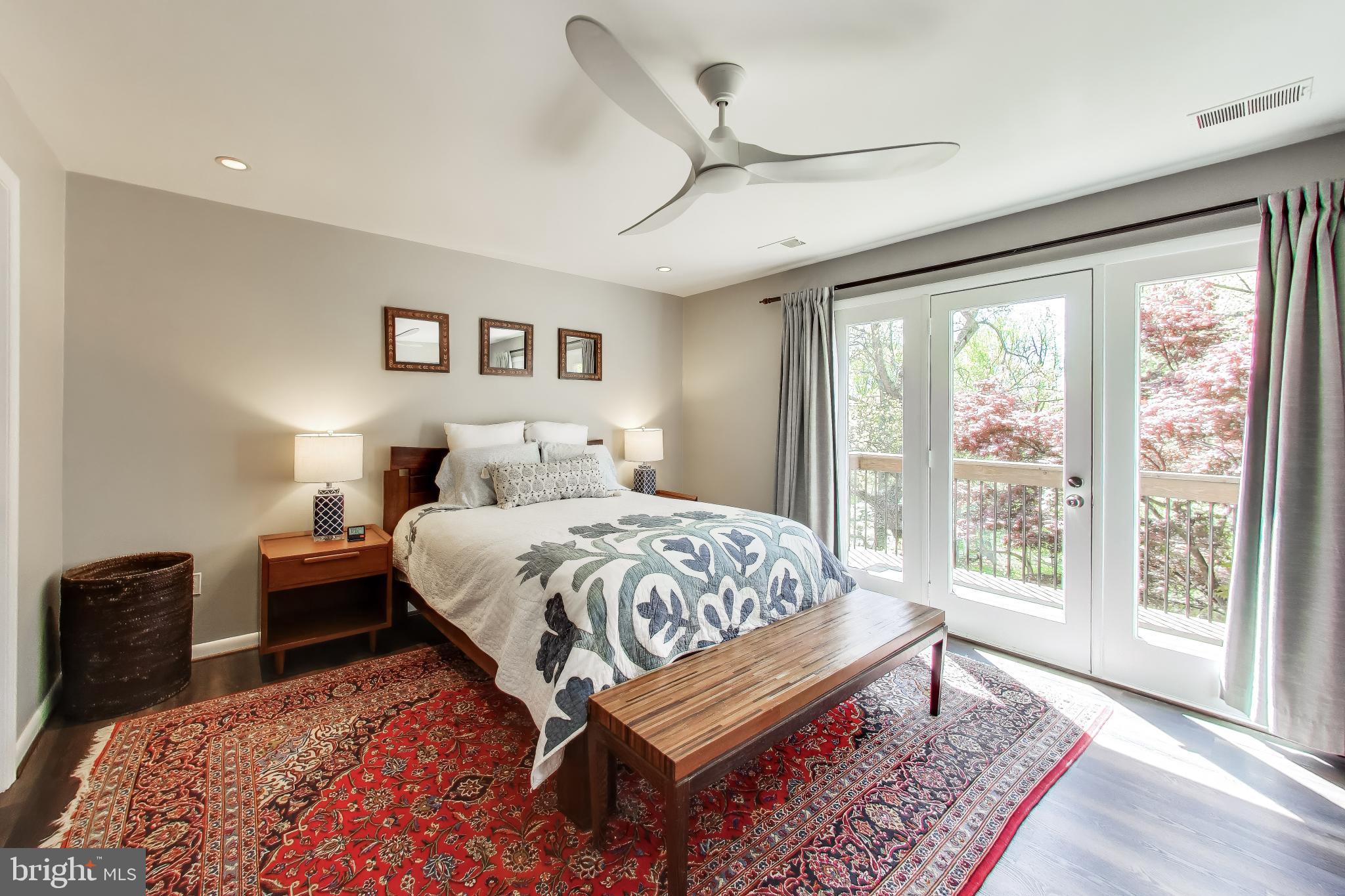 3810 N RICHMOND STREET