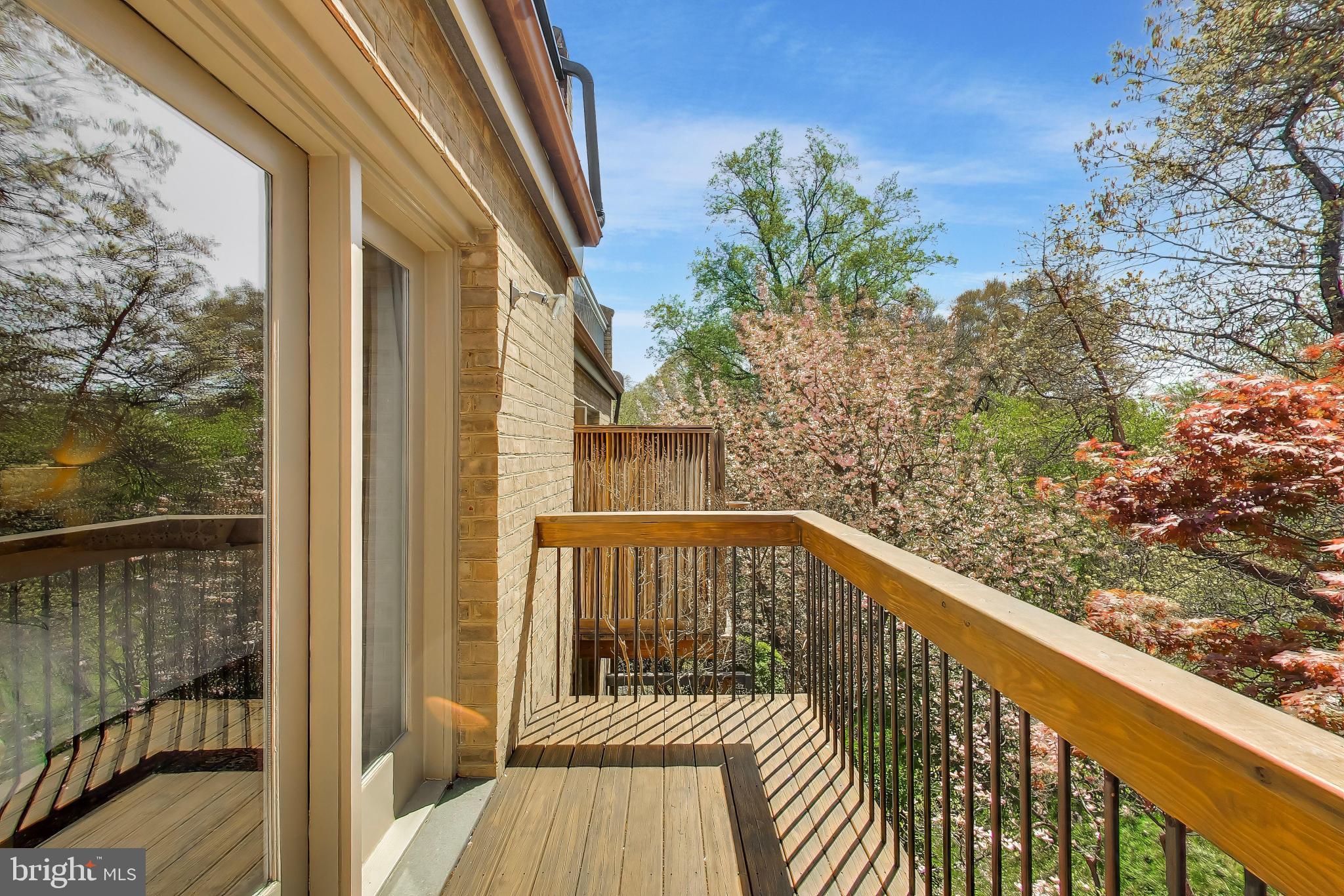 3810 N RICHMOND STREET