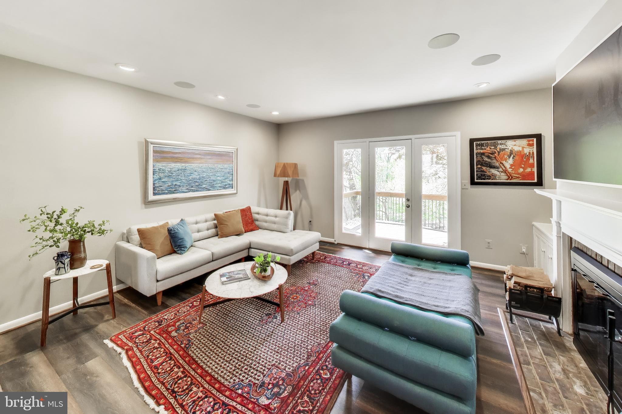 3810 N RICHMOND STREET