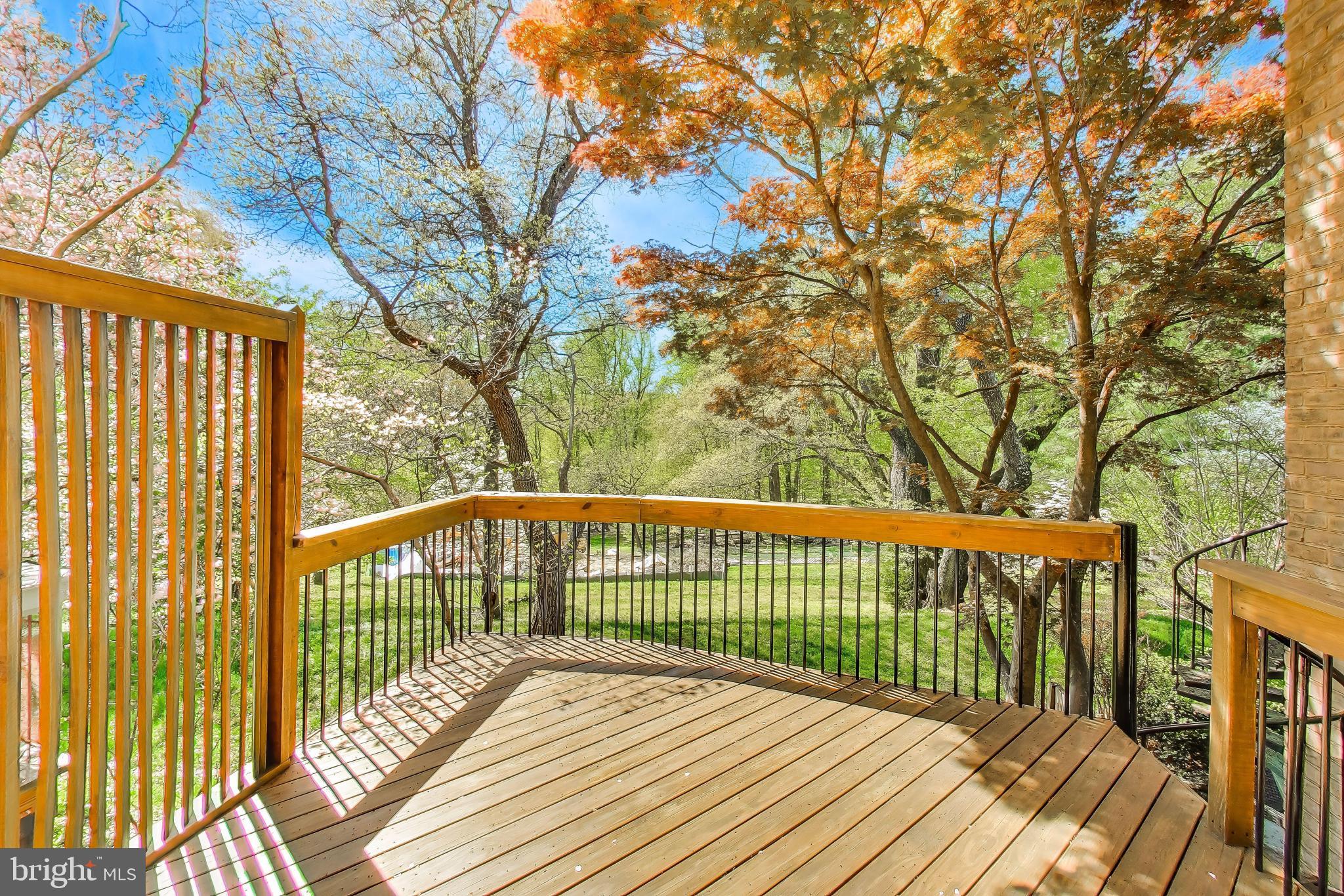 3810 N RICHMOND STREET